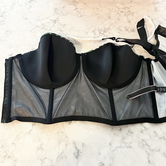 NWOT Victoria’s Secret Very Sexy Corset Bustier - Picture 11 of 12